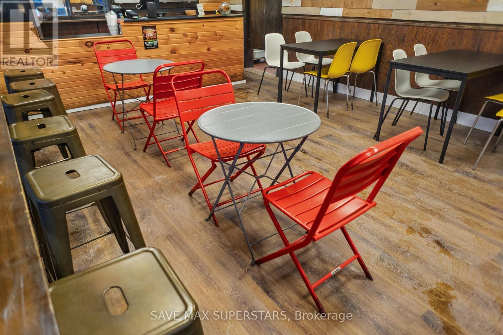 16 - 353 Duckworth Street, Barrie, ON