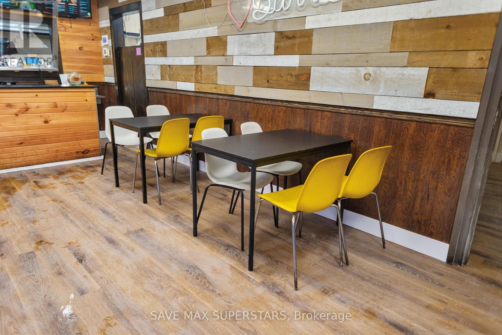 16 - 353 Duckworth Street, Barrie, ON