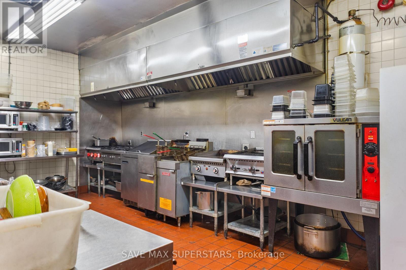 16 - 353 Duckworth Street, Barrie, ON