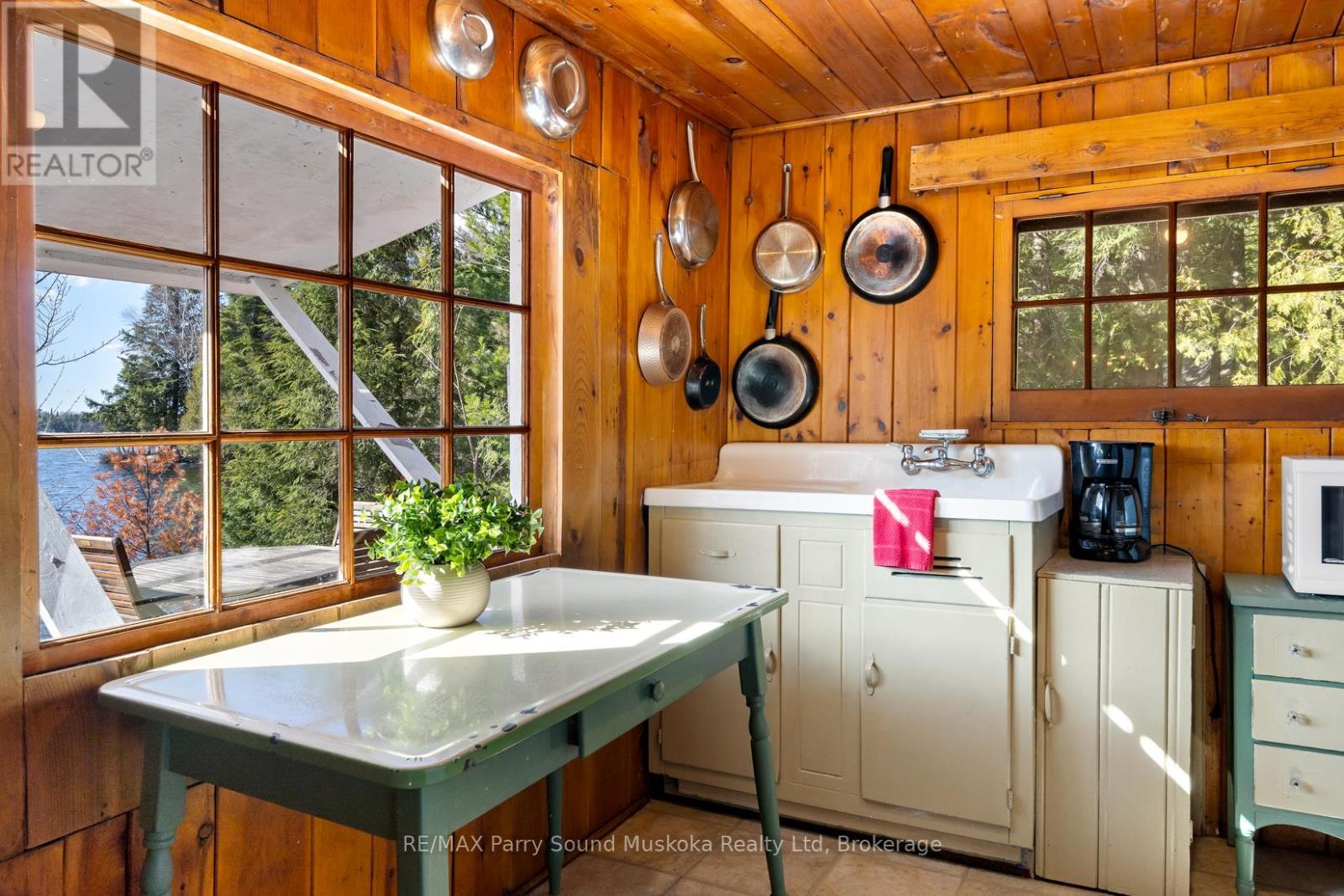 764 East Bear Lake Road, Mcmurrich/Monteith (Bear Lake), ON - Indoor