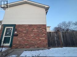 109 CONWAY DRIVE London South (South X), ON N6E 2H4