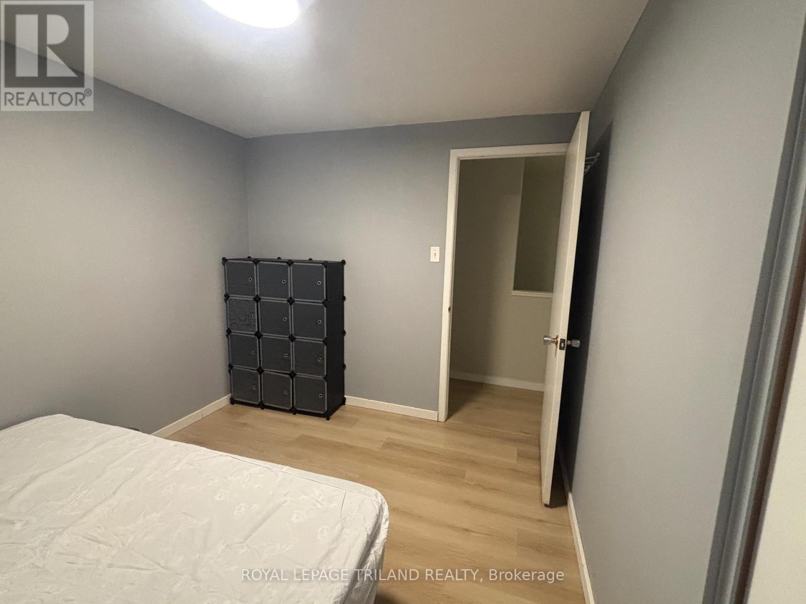 109 Conway Drive, London South (South X), ON - Indoor Photo Showing Bedroom