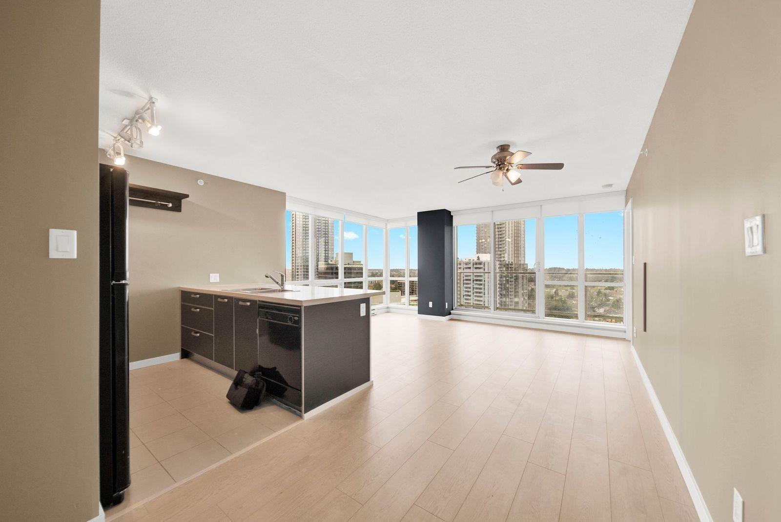 2107 9981 Whalley Boulevard, Surrey, BC - Indoor