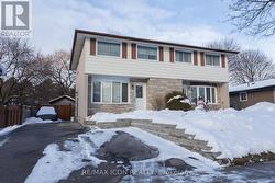 22 SHEA CRESCENT Kitchener, ON N2E 1E8