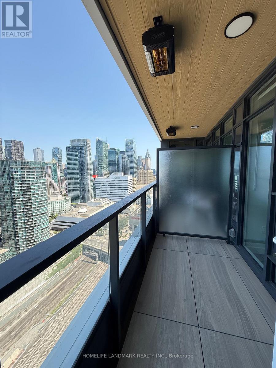 3115 - 1 Concord Cityplace Way, Toronto, ON - Outdoor With Balcony With Exterior