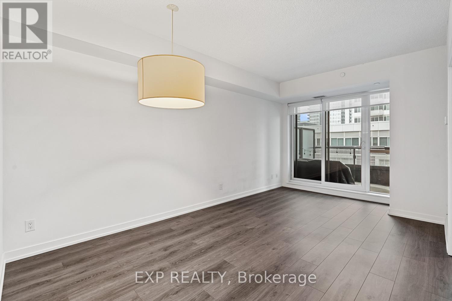 314 - 200 Sackville Street, Toronto, ON - Indoor Photo Showing Other Room