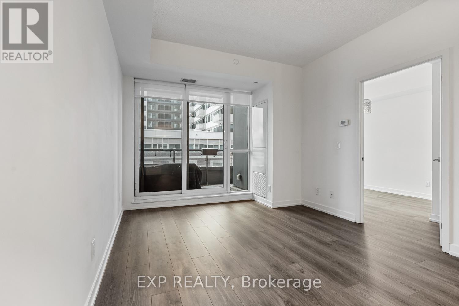 314 - 200 Sackville Street, Toronto, ON - Indoor