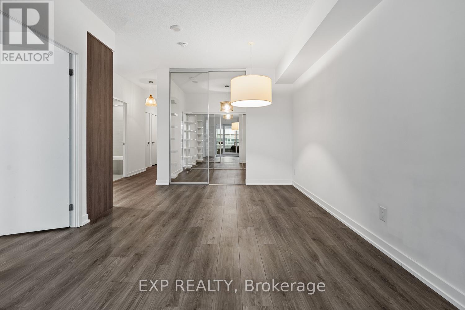 314 - 200 Sackville Street, Toronto, ON - Indoor Photo Showing Other Room