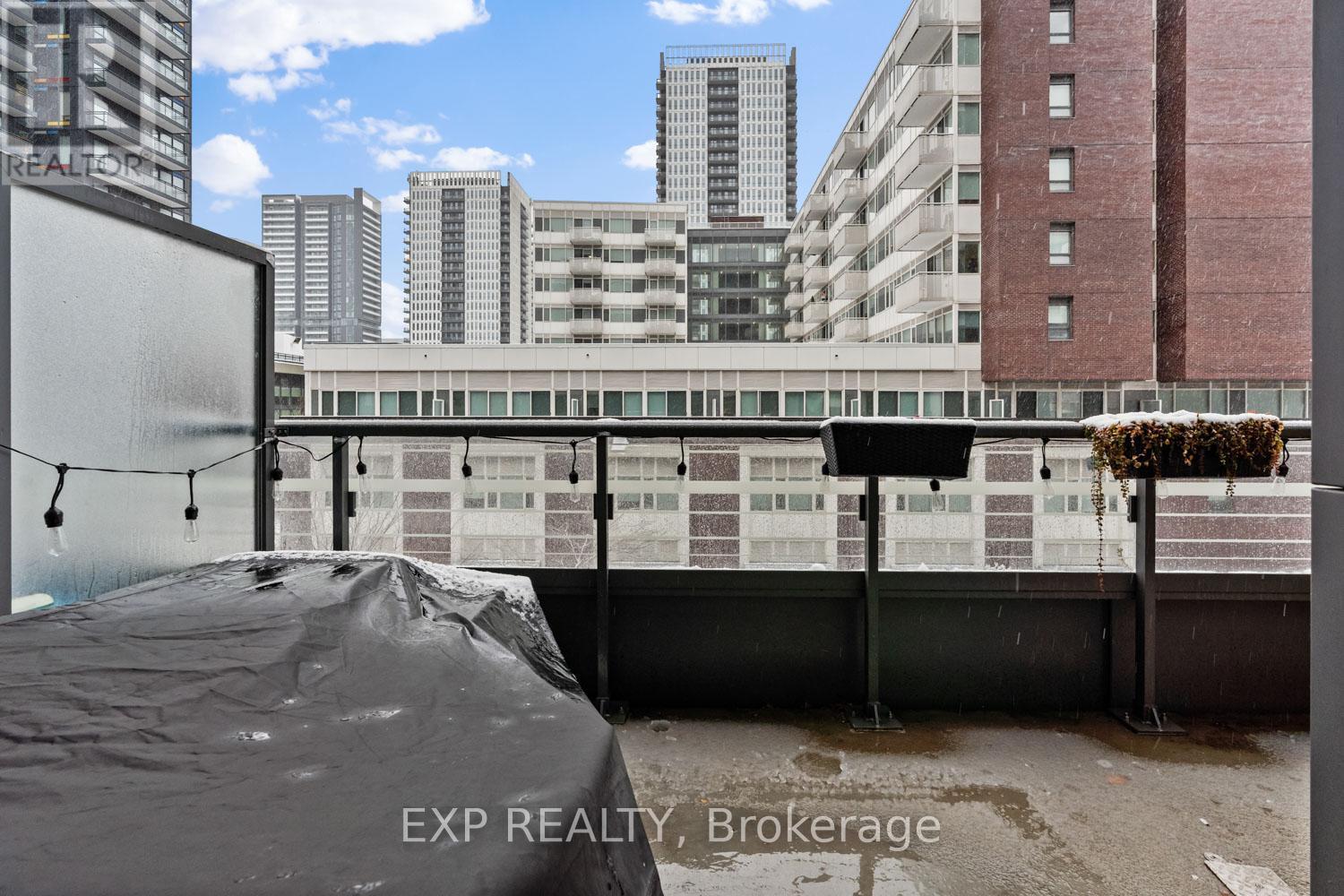 314 - 200 Sackville Street, Toronto, ON - Outdoor