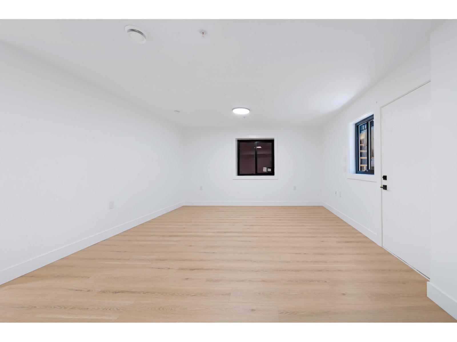 7637 197 Street, Langley, BC - Indoor Photo Showing Other Room