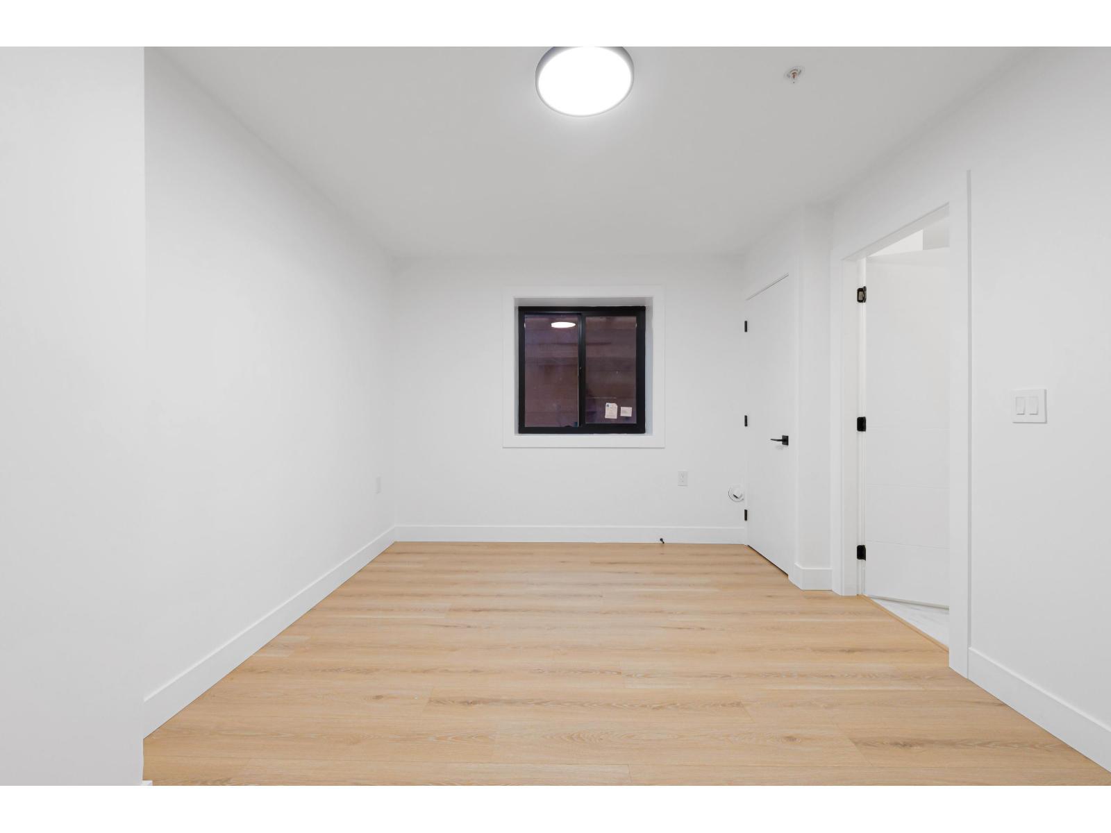 7637 197 Street, Langley, BC - Indoor Photo Showing Other Room