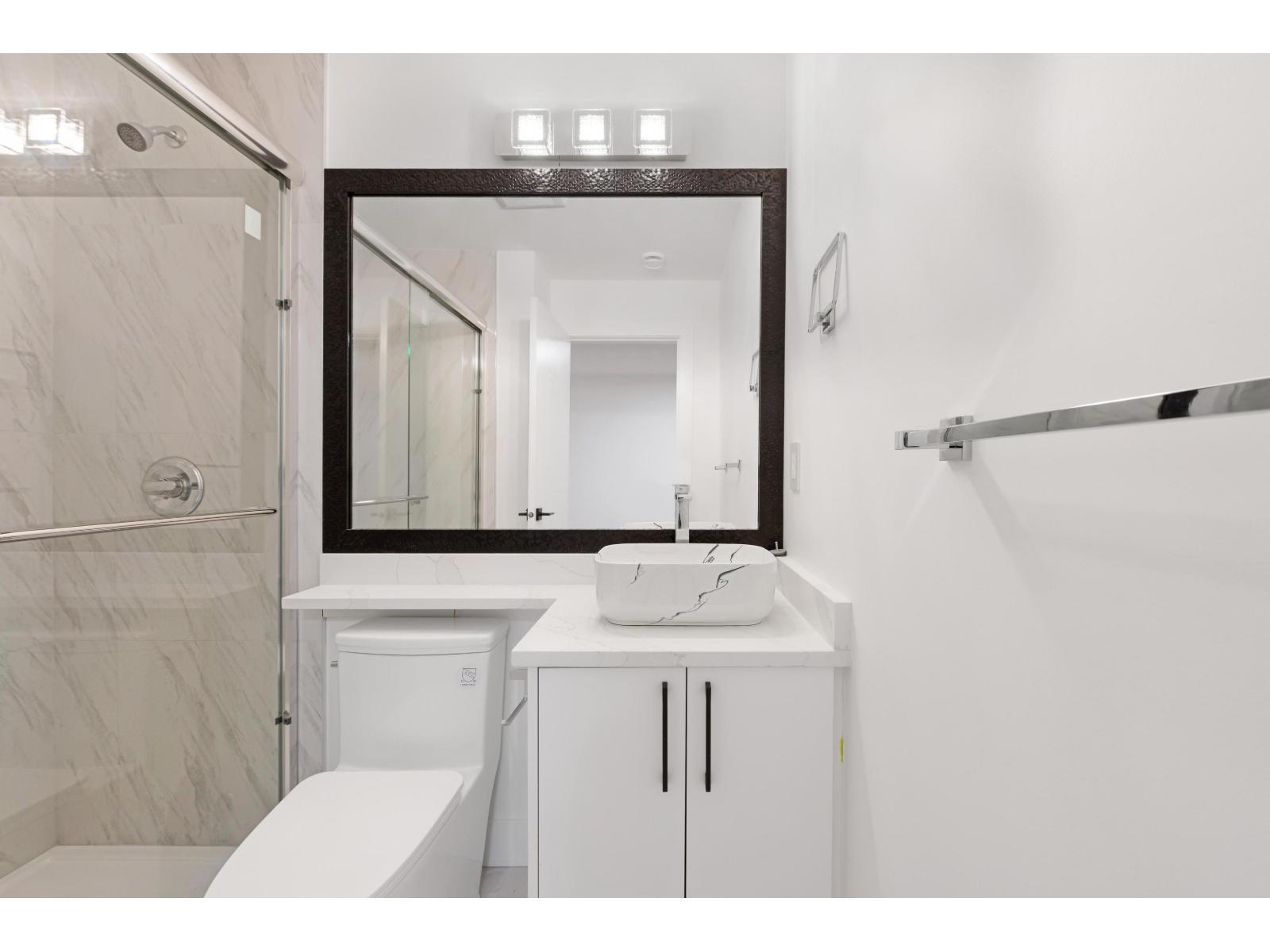 7637 197 Street, Langley, BC - Indoor