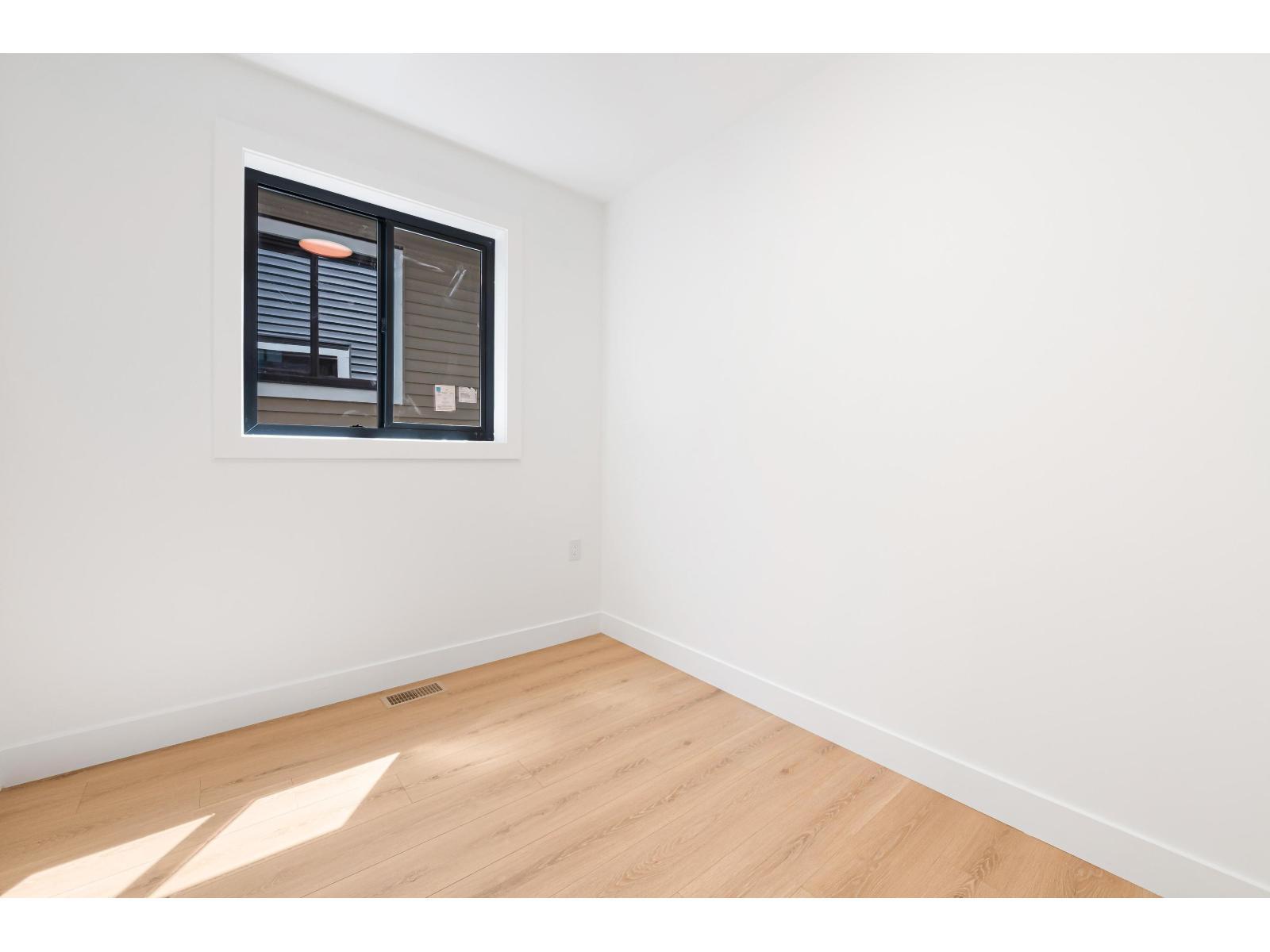 7637 197 Street, Langley, BC - Indoor Photo Showing Other Room