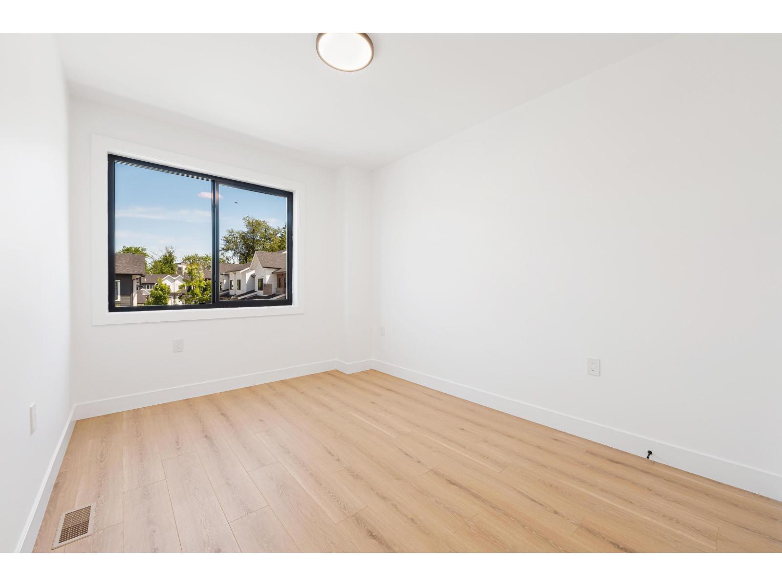 7637 197 Street, Langley, BC - Indoor Photo Showing Other Room