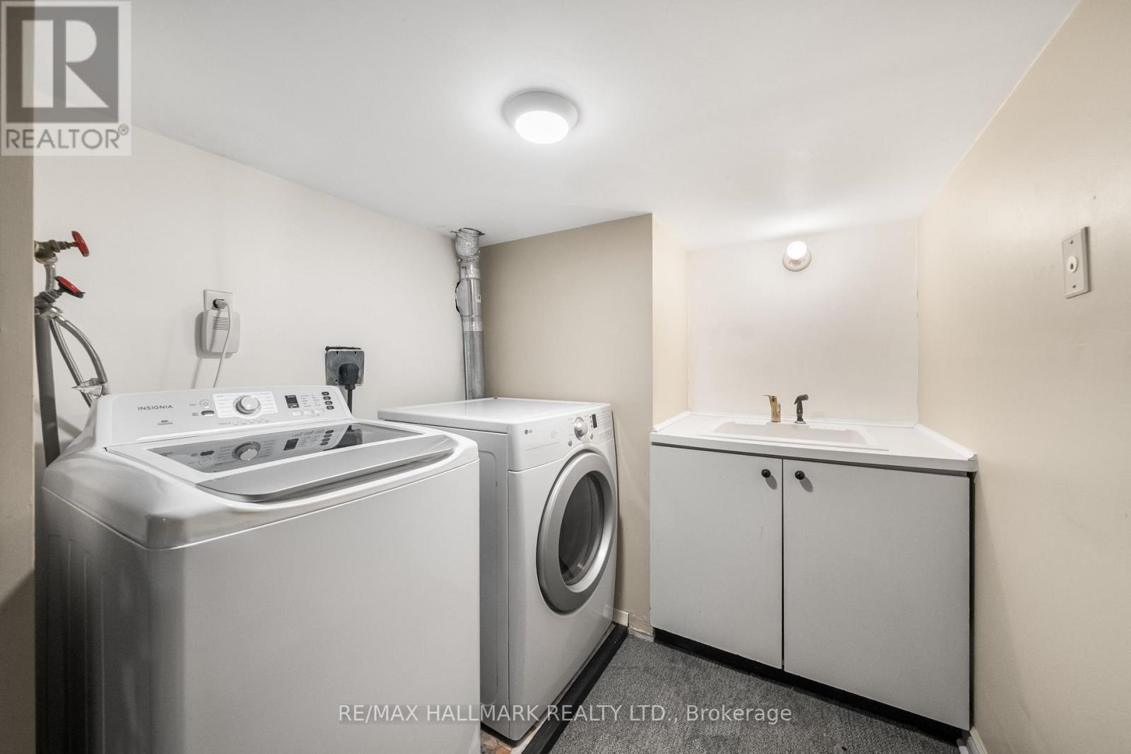 Bsmnt - 51 Watson Street, Toronto, ON - Indoor Photo Showing Laundry Room