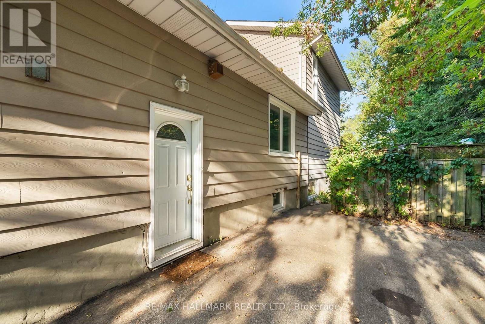 Bsmnt - 51 Watson Street, Toronto, ON - Outdoor