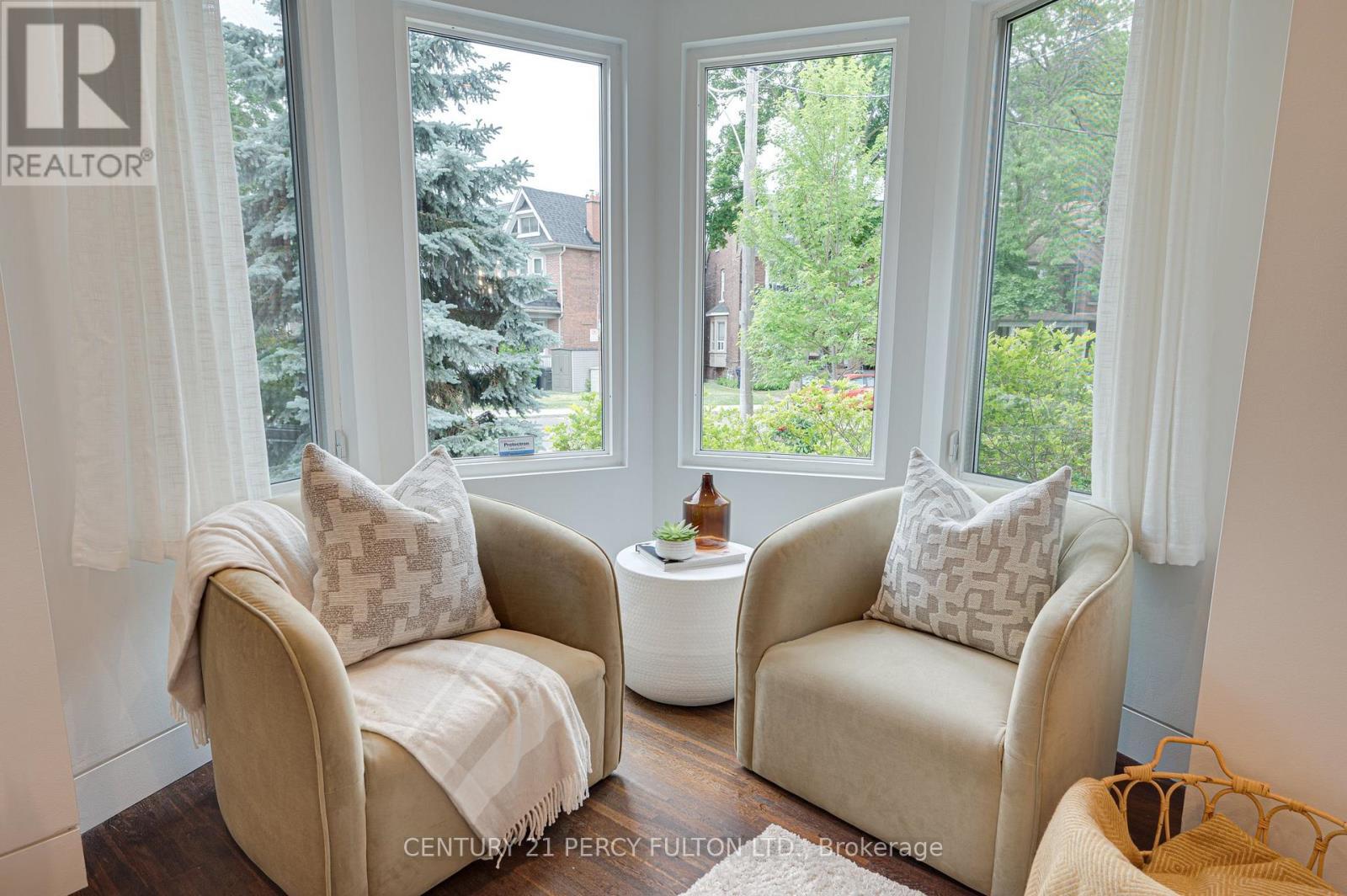 22 Columbine Avenue, Toronto, ON - Indoor