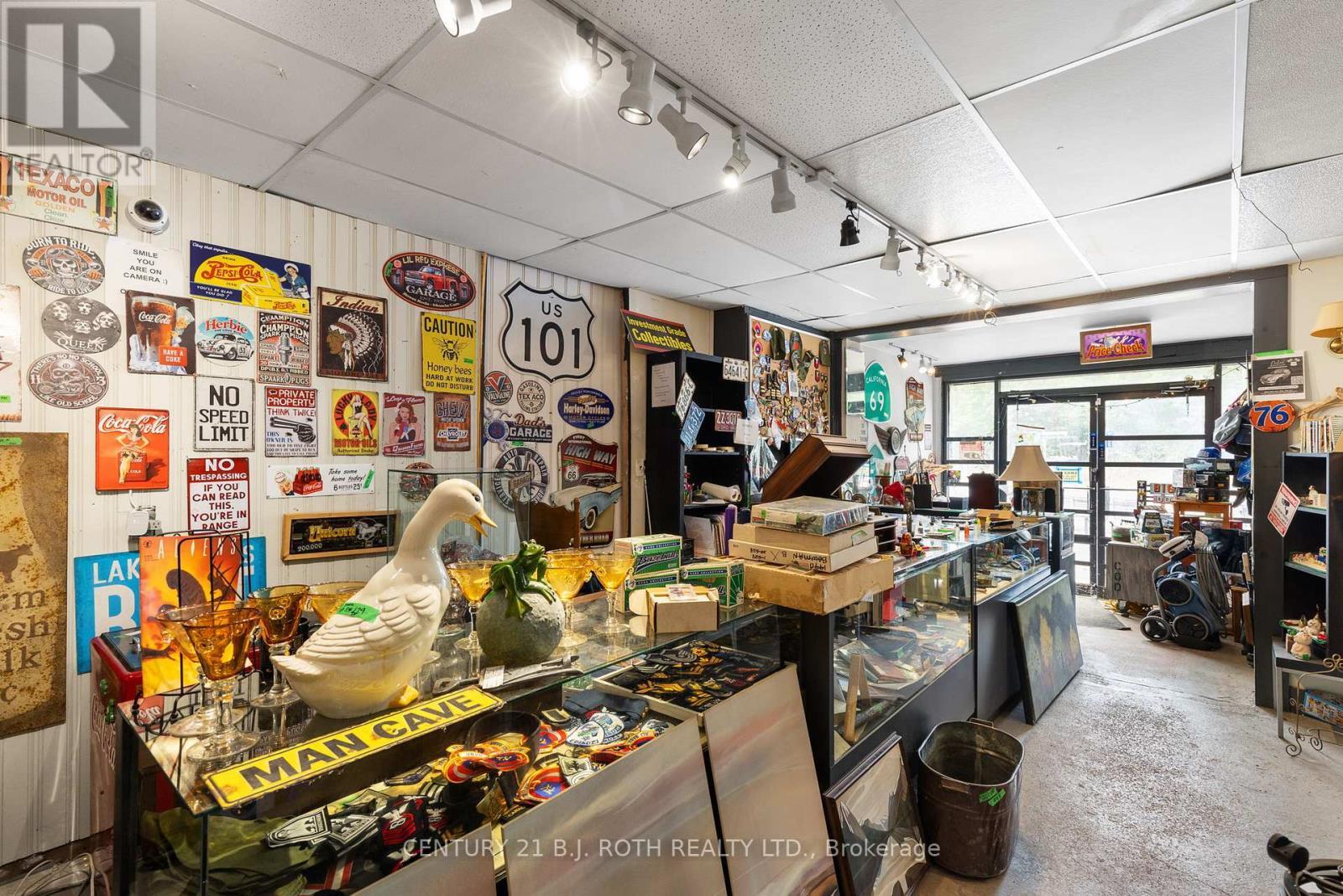 Retail - 1285 Bayfield Street N, Springwater, ON