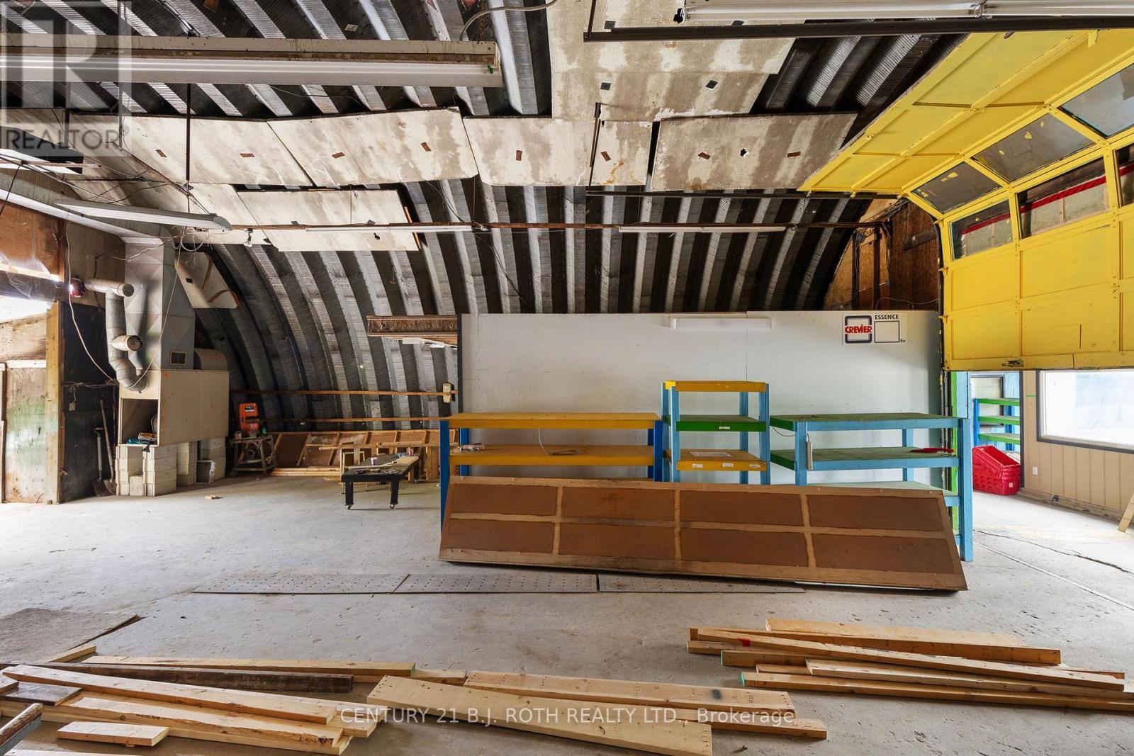 Warehouse - 1285 Bayfield Street N, Springwater, ON