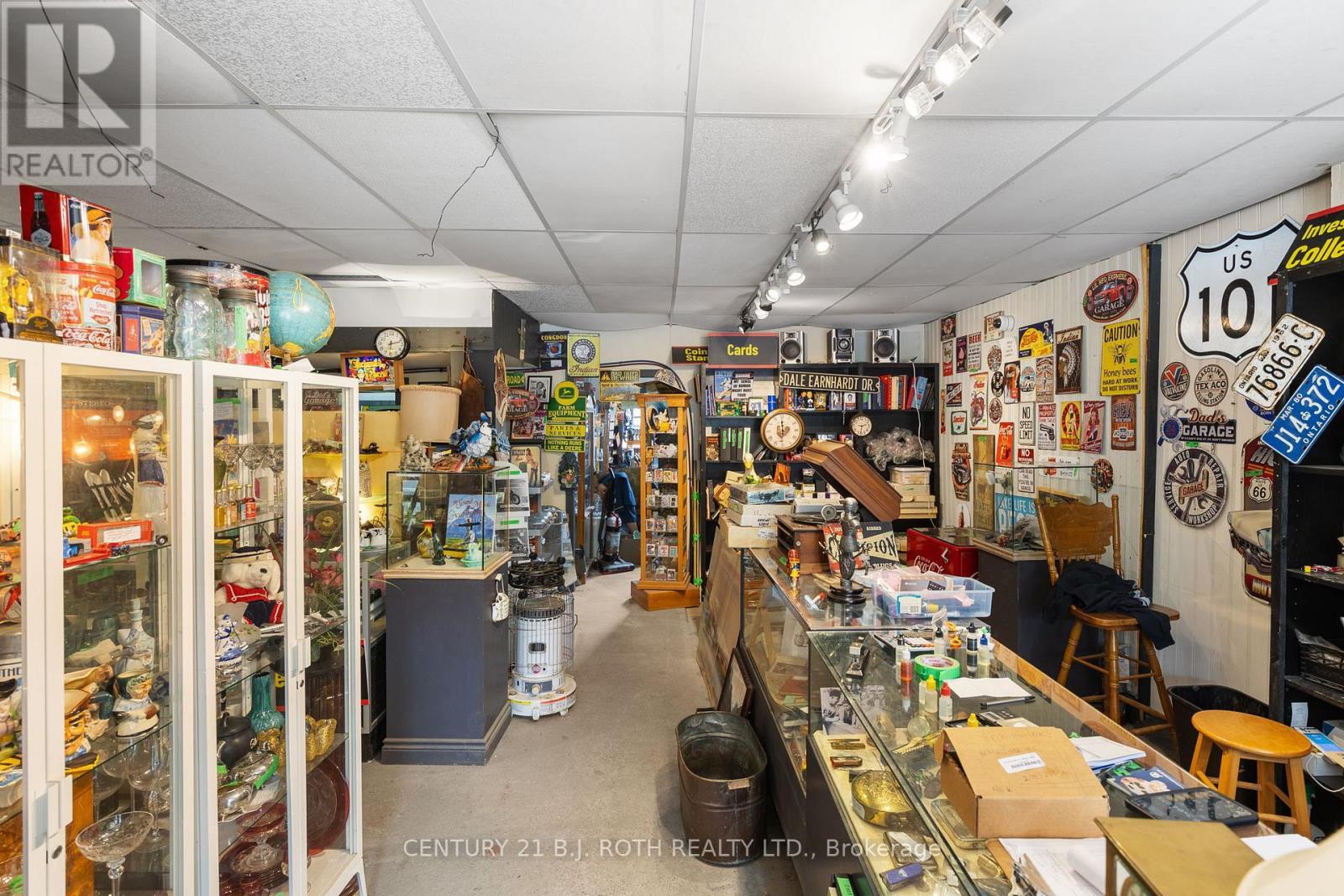 Retail - 1285 Bayfield Street N, Springwater, ON