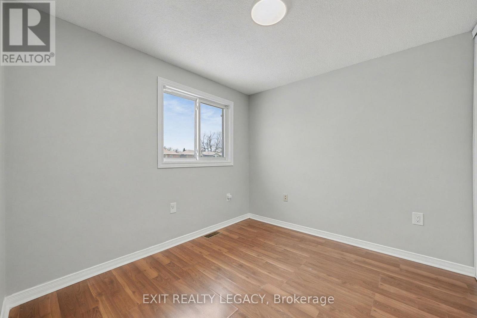 Third Beddroom - 72 Ferguson Drive, Barrie, ON