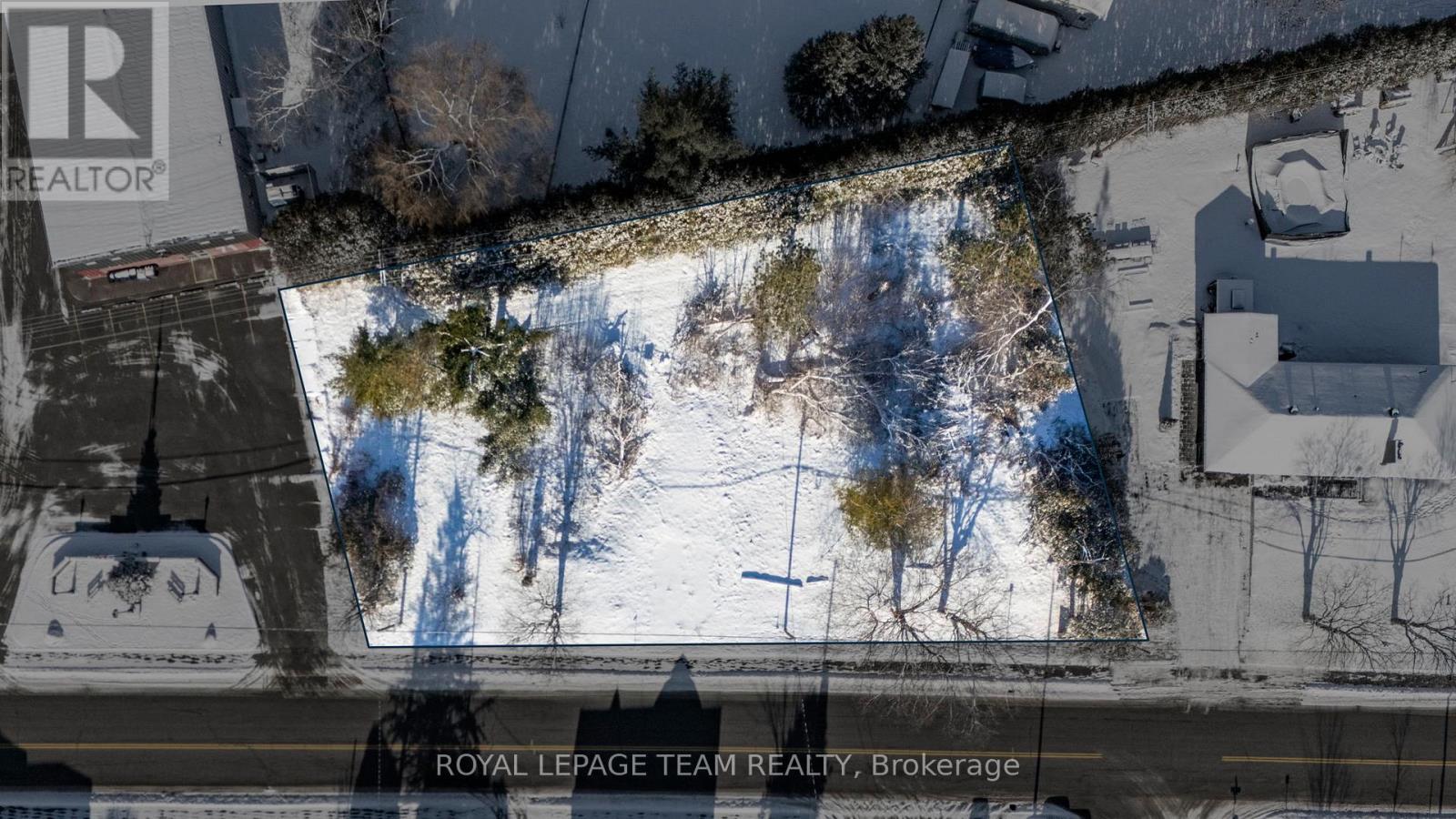 1256 Colonial Road, Ottawa, ON