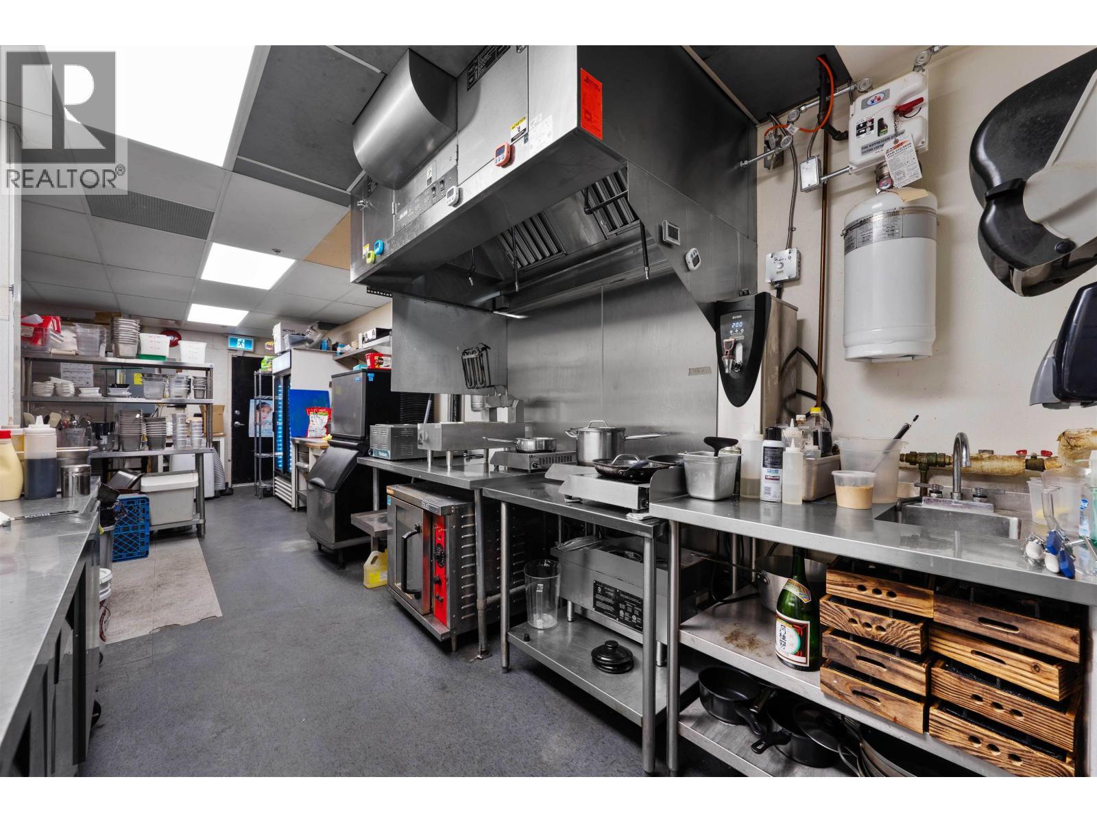 1680 Robson Street, Vancouver, BC