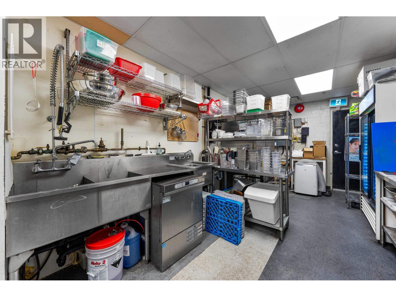 1680 Robson Street, Vancouver, BC