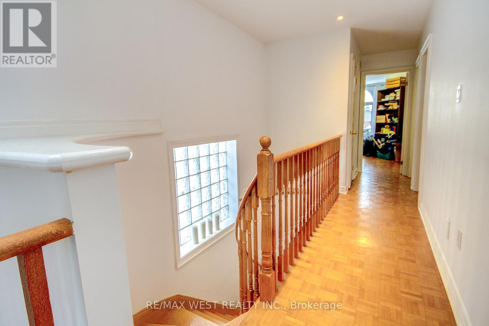 104A Benson Avenue, Richmond Hill, ON - Indoor Photo Showing Other Room