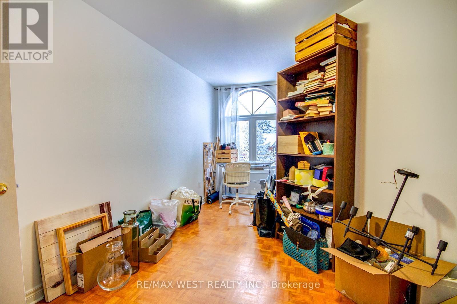 104A Benson Avenue, Richmond Hill, ON - Indoor Photo Showing Other Room