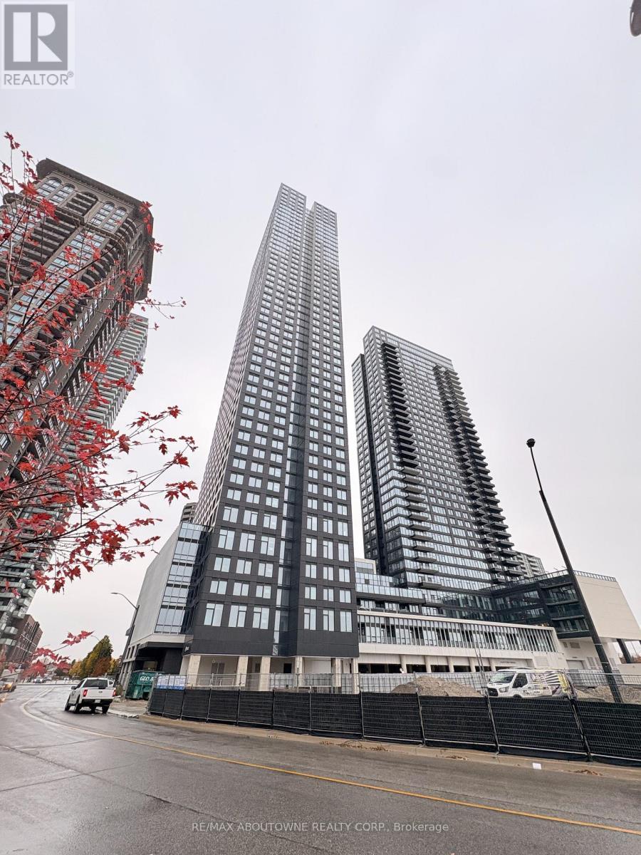 3401 - 395 Square One Drive, Mississauga, ON - Outdoor With Facade