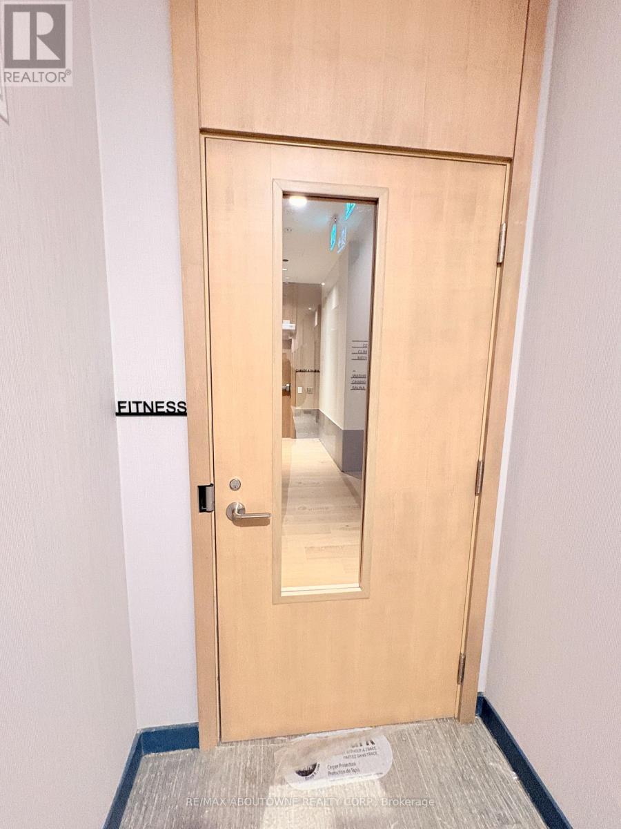 3401 - 395 Square One Drive, Mississauga, ON - Photo Showing Other Room