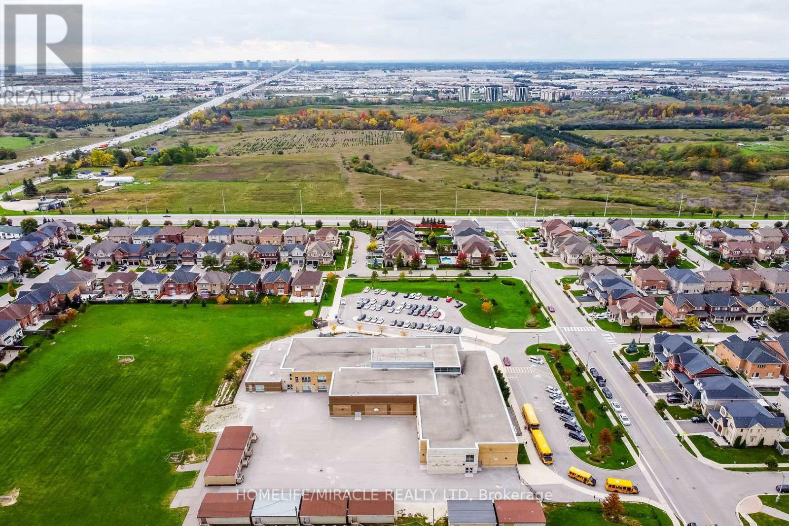 20 Palmvalley Dr Drive, Brampton, ON