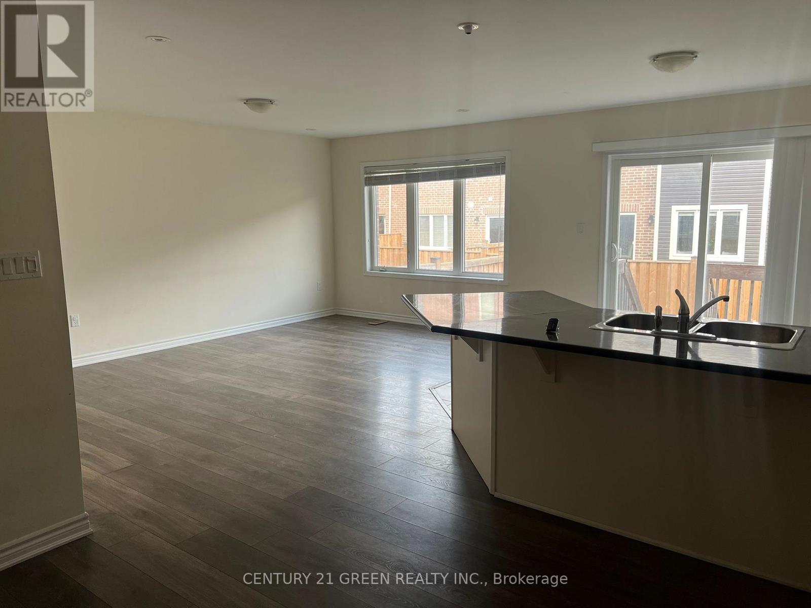 69 Reichert Court S, Milton, ON - Indoor