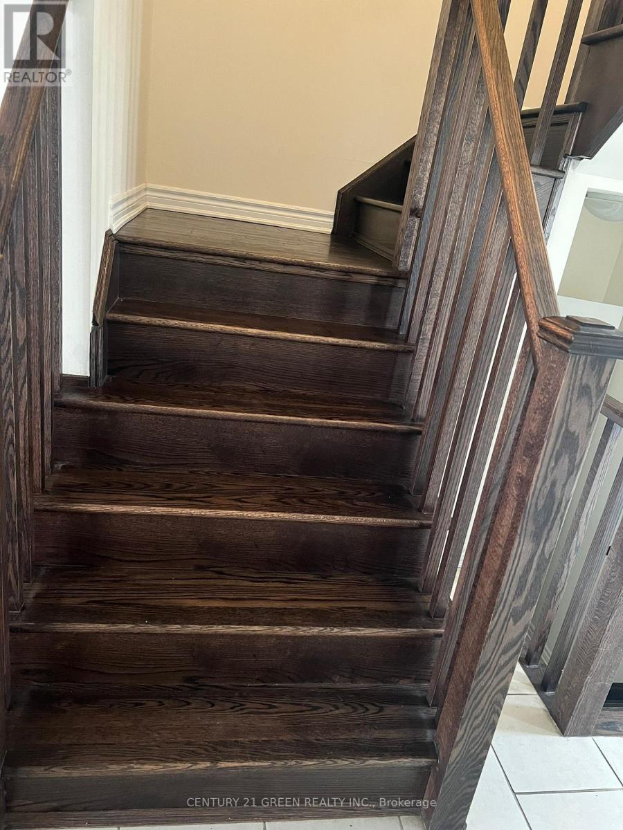 69 Reichert Court S, Milton, ON - Indoor Photo Showing Other Room