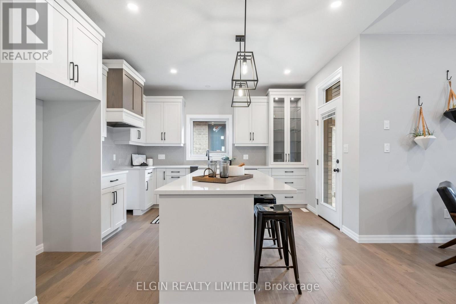 31 Hemlock Crescent, Aylmer, ON - Indoor Photo Showing Kitchen