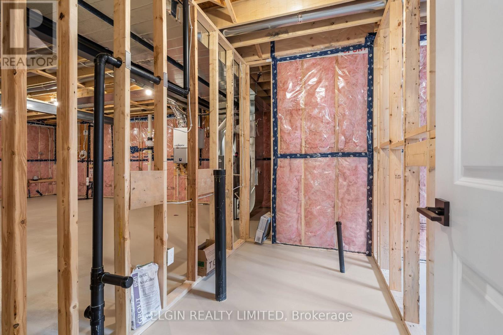 31 Hemlock Crescent, Aylmer, ON - Indoor