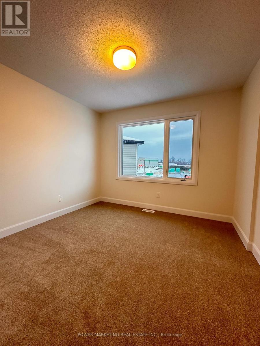 1028 Ventus Way, Ottawa, ON - Indoor Photo Showing Other Room