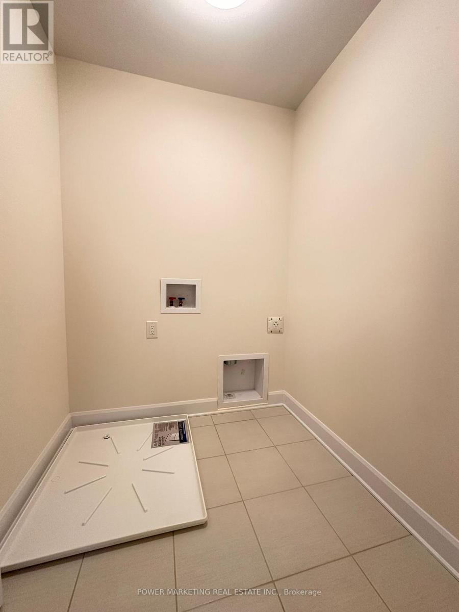 1028 Ventus Way, Ottawa, ON - Indoor Photo Showing Other Room