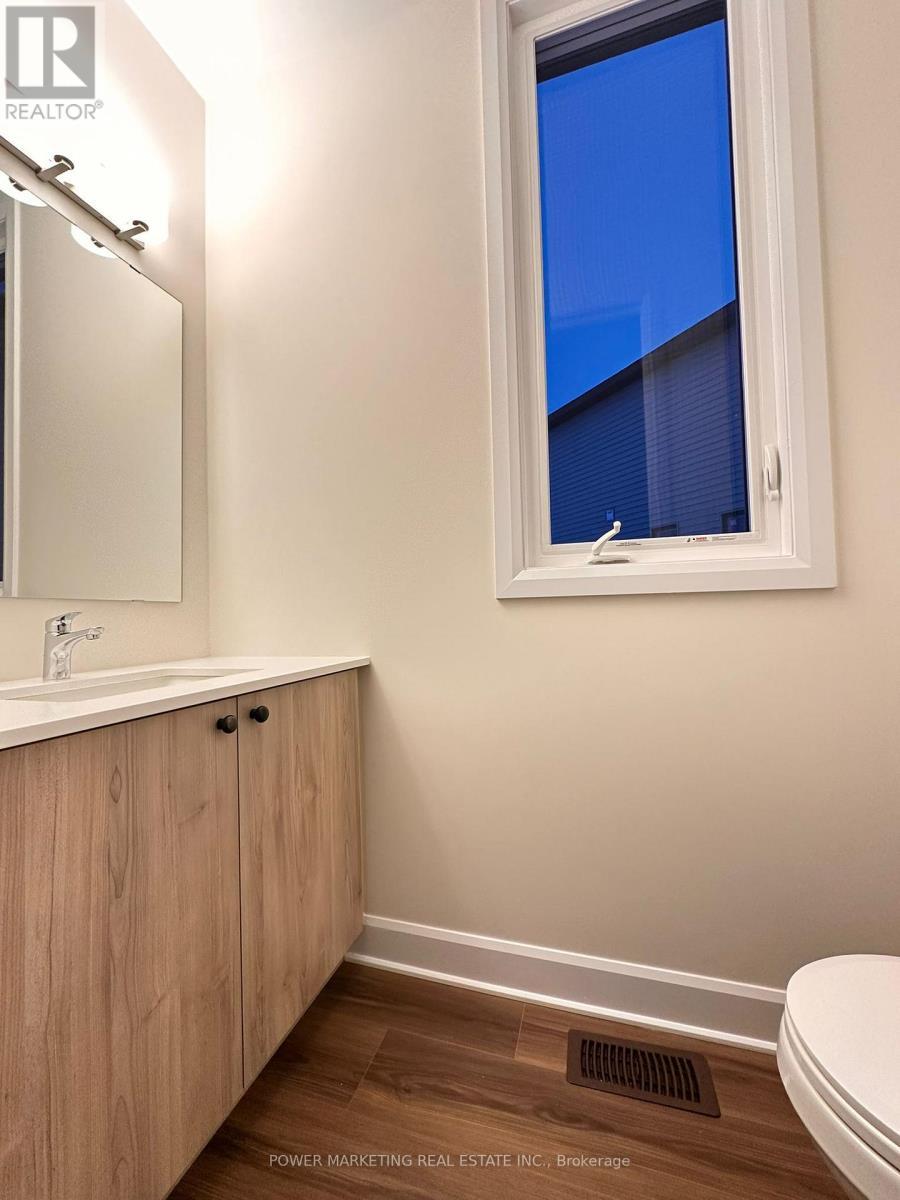 1028 Ventus Way, Ottawa, ON - Indoor Photo Showing Bathroom