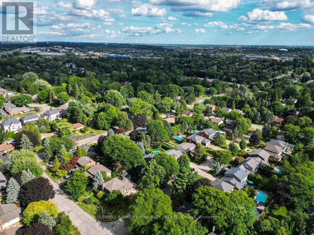 223 Briar Hill Crescent, Hamilton, ON - Outdoor With View