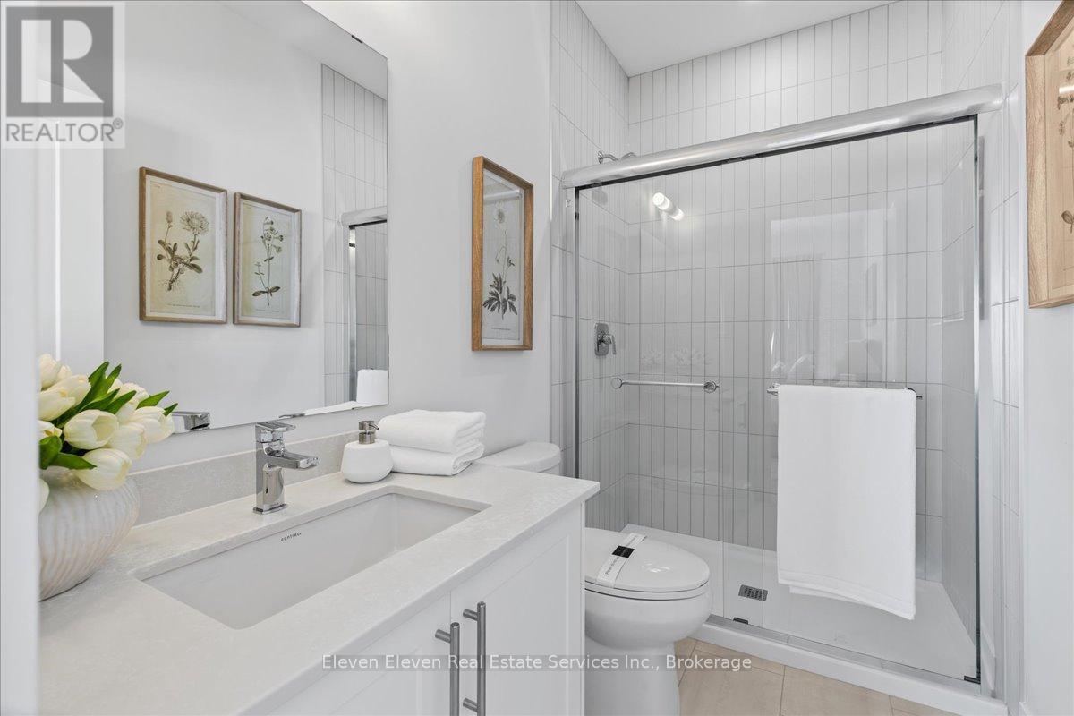 146 Tempera Street, Stratford, ON - Indoor Photo Showing Bathroom