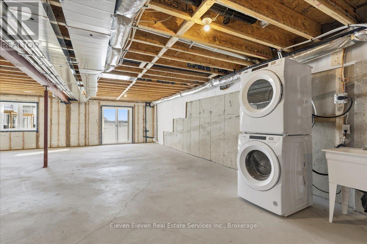 146 Tempera Street, Stratford, ON - Indoor Photo Showing Laundry Room