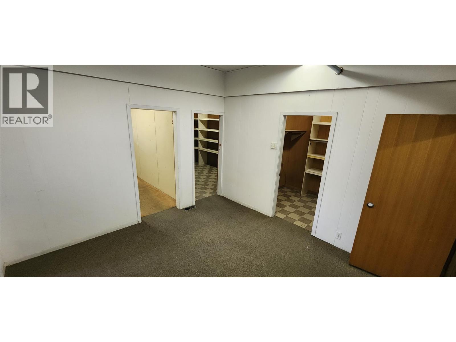 310 Co-Op Avenue, Oliver, BC