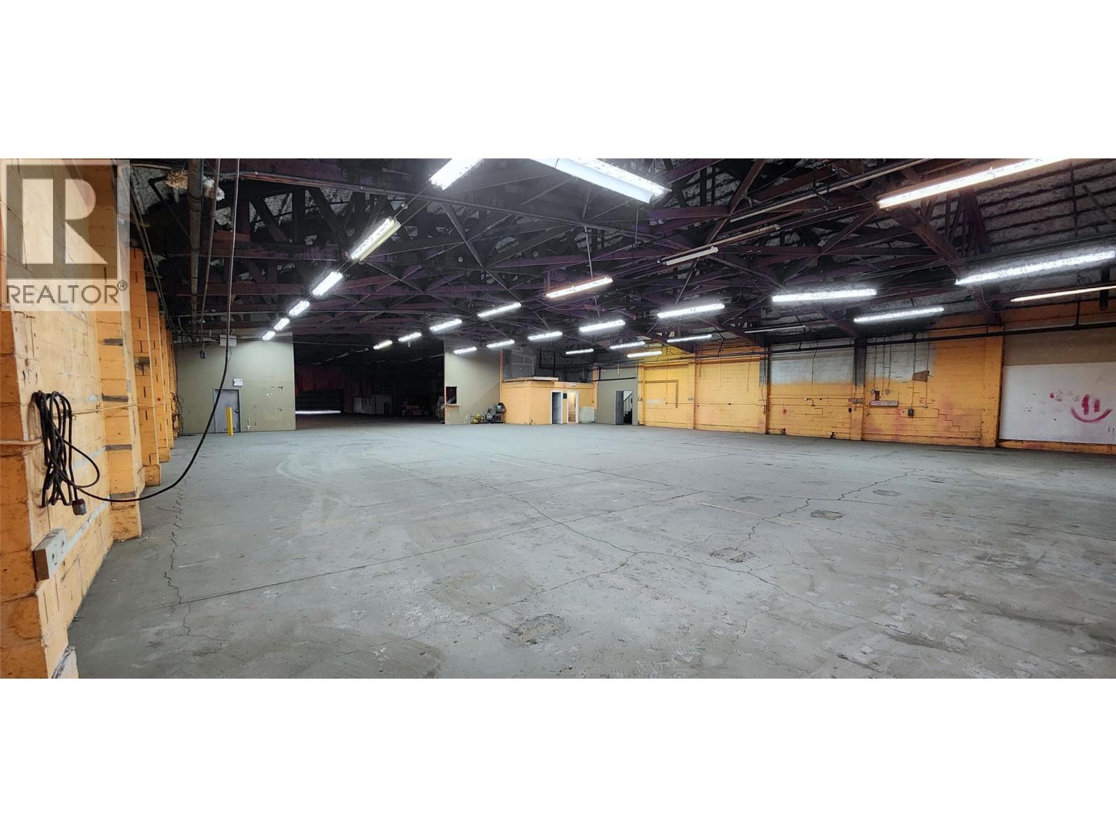 310 Co-Op Avenue, Oliver, BC