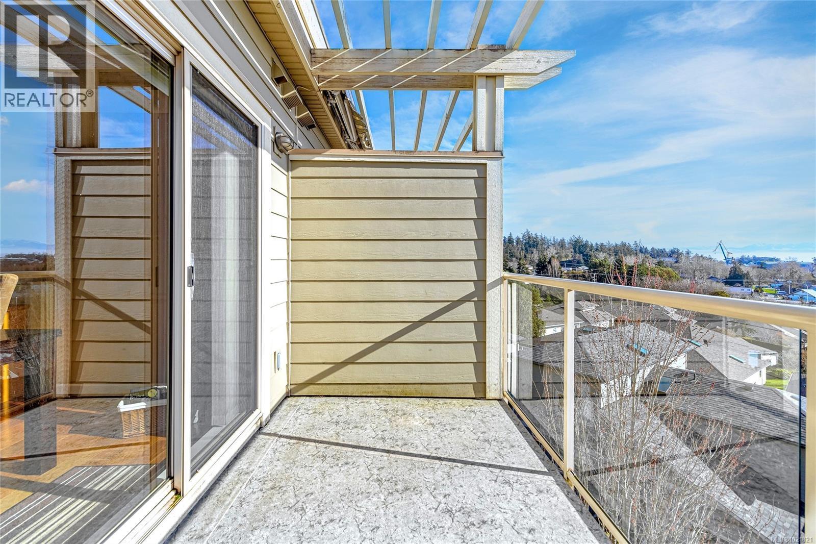 404 125 Aldersmith Pl, View Royal, BC - Outdoor With Balcony With Exterior