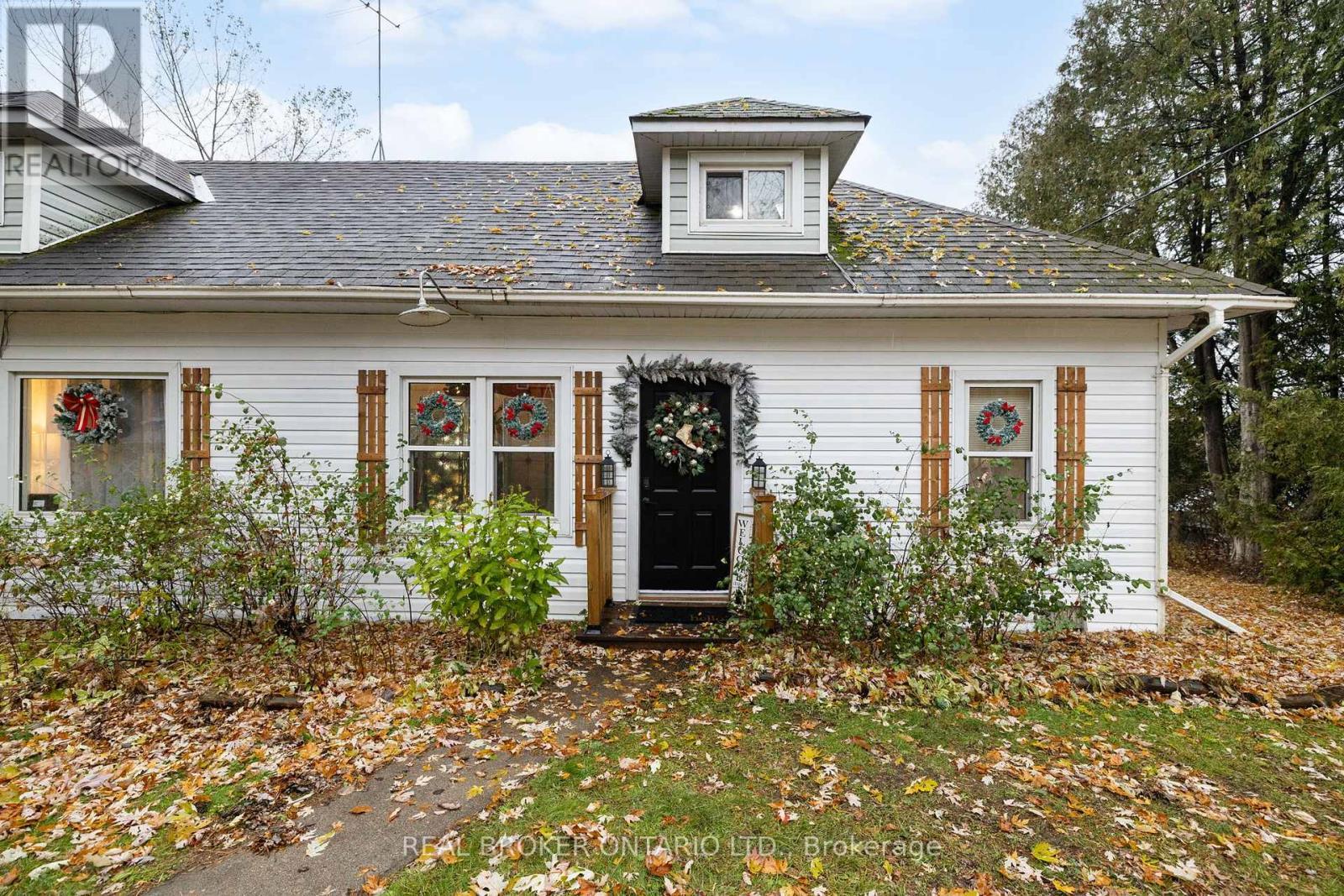 66 Bridge Street, Addington Highlands, ON - Outdoor