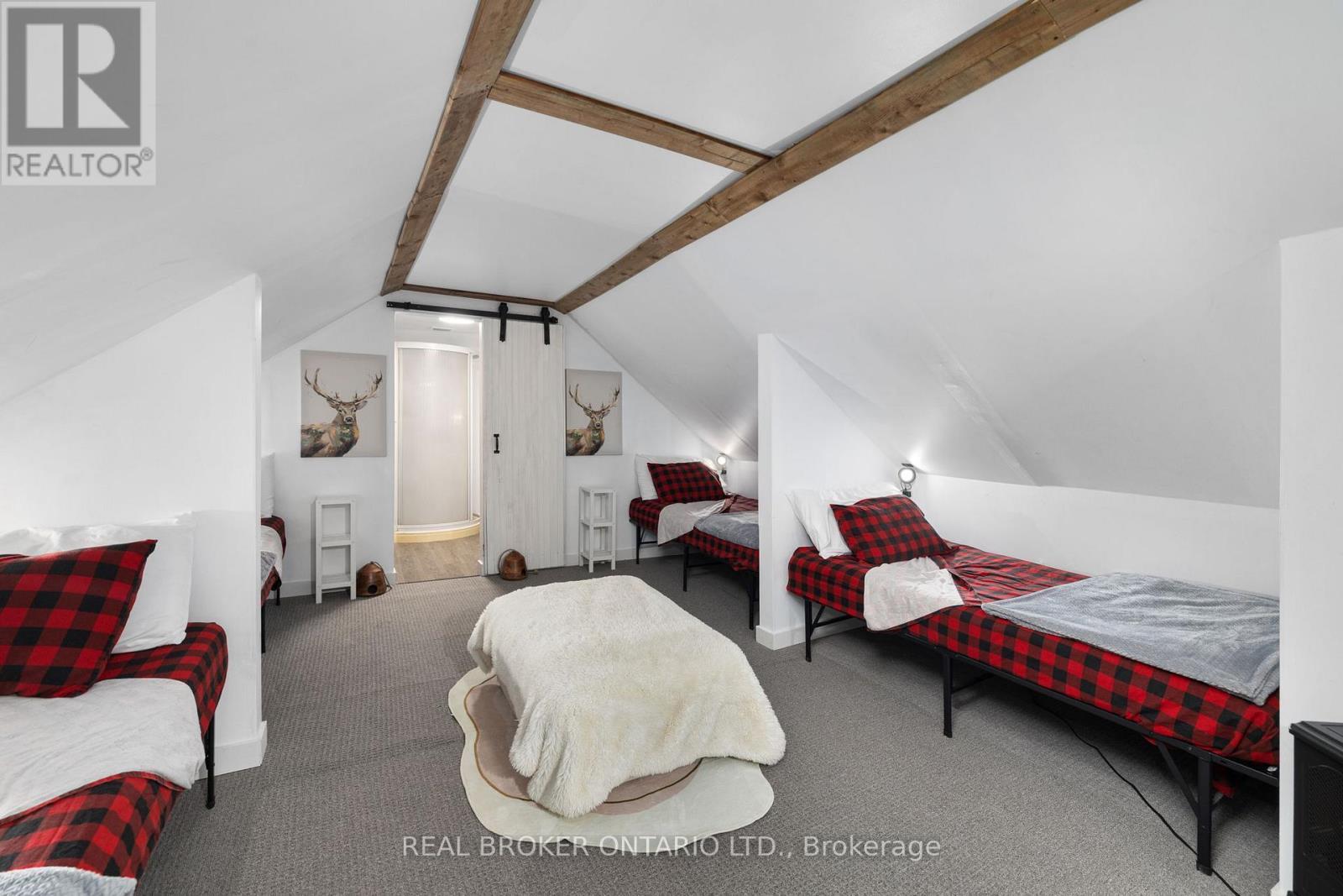 66 Bridge Street, Addington Highlands, ON - Indoor Photo Showing Bedroom