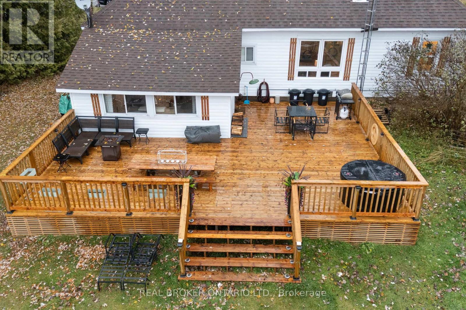 66 Bridge Street, Addington Highlands, ON - Outdoor With Deck Patio Veranda