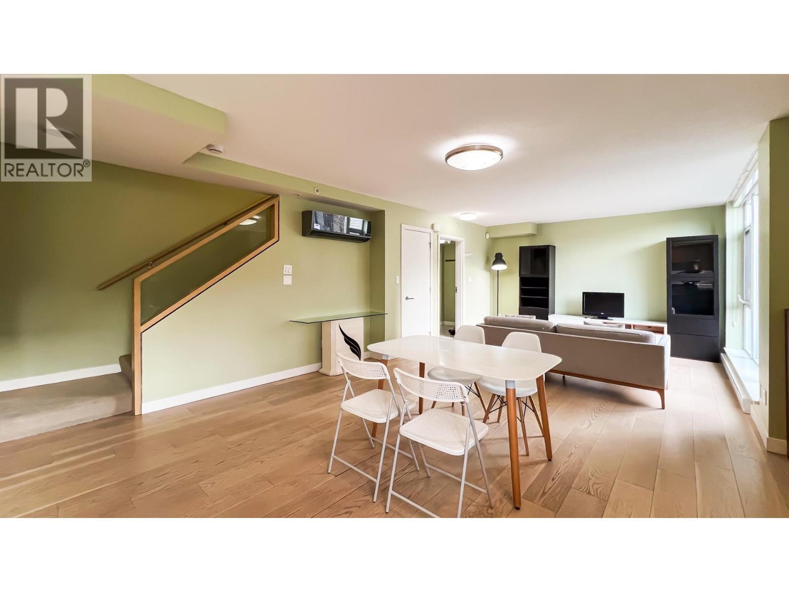 5 9019 Cook Road, Richmond, BC - Indoor Photo Showing Dining Room